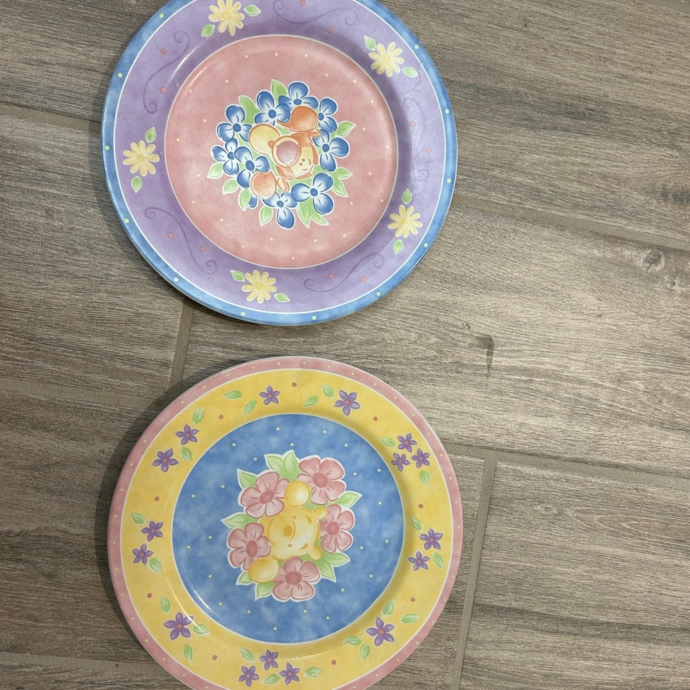 Disney Winnie The Pooh And Friends Pooh Bouquet 8" Salad Plates Pooh and Tiger